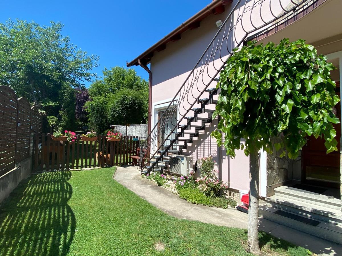 Do-Ti Apartmanház Balatonlelle Exterior foto